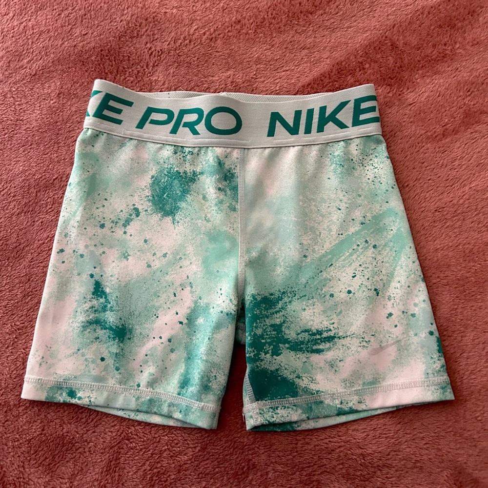 Nike Pros Spandex , Size youth large, Blue- Green color